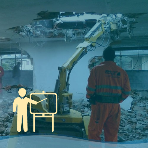 Addetto alla demolizione industriale
